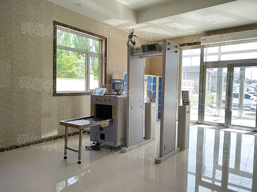 金屬探測(cè)安檢門